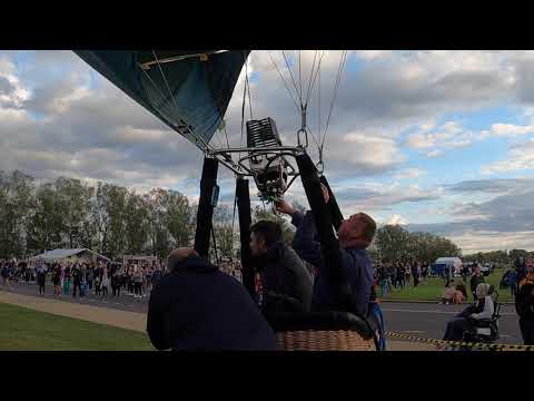 Setting up the  T Rex balloon