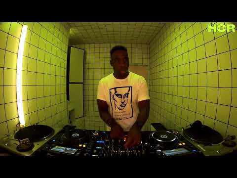 Saevi invites - Monty Luke  / September 1 / 8pm-9pm