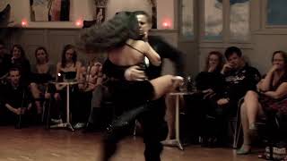 <br />VUELVO AL SUR<br />tango<br /><br />video Henryk Gajewski