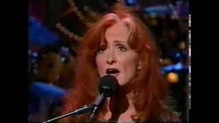 Bonnie Raitt - I Can&#39;t Help You Now - David Letterman 2002