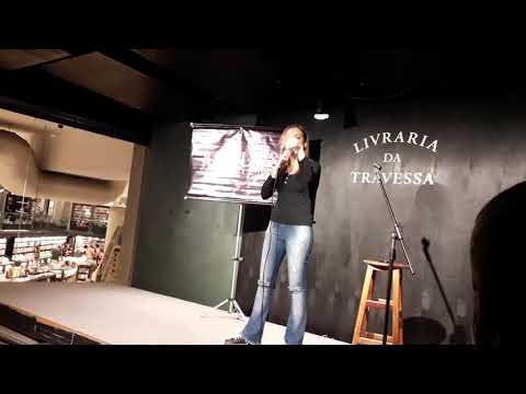 Divã Alexandra Dias ( "Amélias Stand Up Comedy" )
