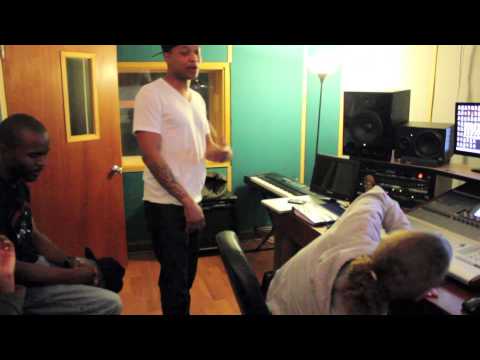 Donish Vlog#4: Miami Part 2 (Dee Shae & Zawcain In Studio) #DONISH On DatPiff NOW!