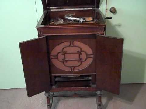 Vincent Lopez Plenty of Sunshine Roaring 20's.MP4