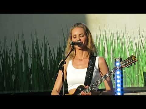 #liveconcert #jenice #komet