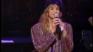 Skeeter Davis   The End of the World with Intro by Jeannie Seely