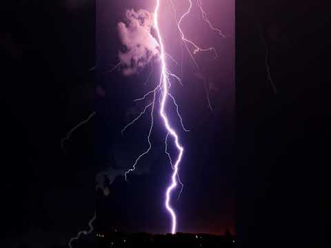 Thunder Original Visuals with HD Sound | ഇടി മിന്നൽ.. ⚡️👆watch with High sound.❣️#tomorrow #shorts