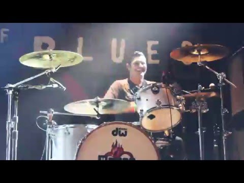 Gone Avery - Nothing Wrong Nothing Right