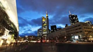 preview picture of video 'Goethe Platz, Frankfurt Dec 2011'