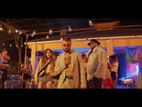#Todefila - Moncho Chavea, Ana Mena y Bandaga (Videoclip oficial)