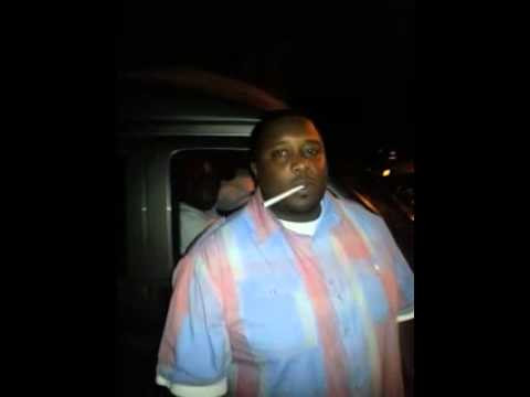 LEOSKI D "IN DA STREETS TEAM" CHILLING!!