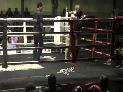 Chai Wech Pinyo Muay Thai fighting @ Phetch Buncha stadium round 4