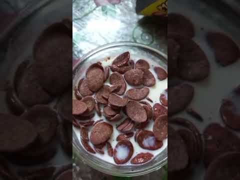 Choco flakes & Milk #chocoflakes #milk #breakfast