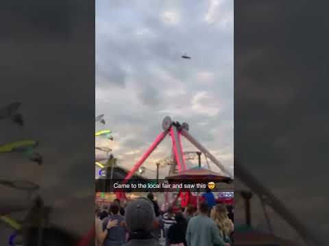 Vas a la feria de tu pueblo y te encuentras esto 😱 #Shorts | ESPN Deportes(Vía: sheawhitehead/TT)