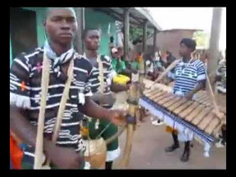 COULIBALY LEHINTIN L'ENFANT DE TIASSO TIOKAHA avec Kolotioloman LAFI Champion du World music SNFO