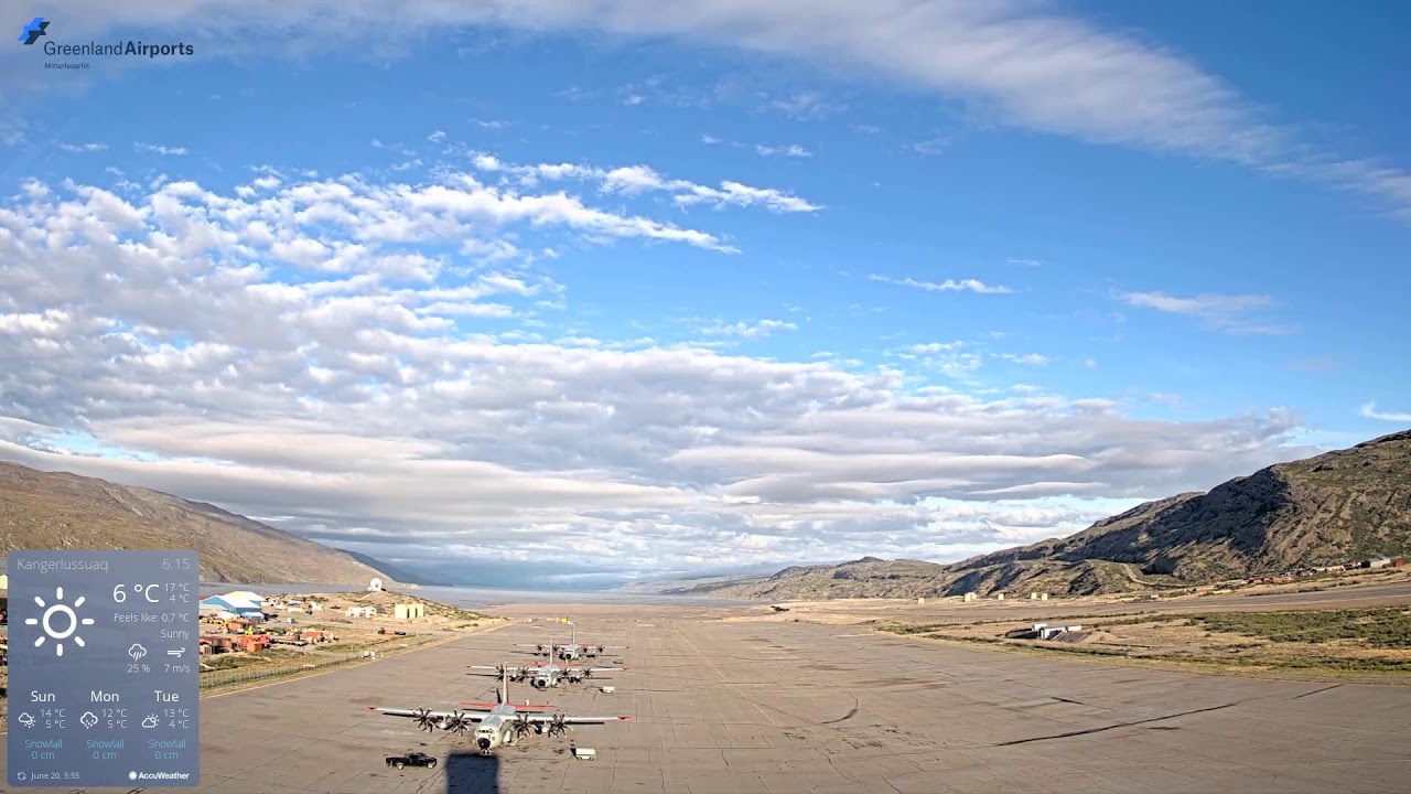Live webcam view of Kangerlussuaq Airport Runway & Fjord View