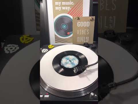 Commodores- Three Times A Lady ( Vinyl 45 ) From 1978 .