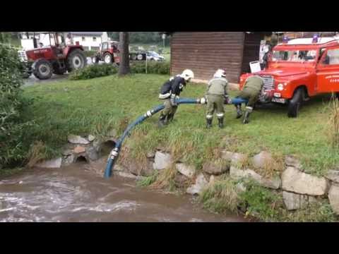 Überflutungseinsätze nach Starkregen in der Gemeinde Eidenberg Aug 2016