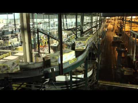 Miller Factory Tour -- Beer on the Conveyer Belt - 7/8/11