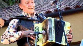 Flaco Jiménez: Un puño de tierra