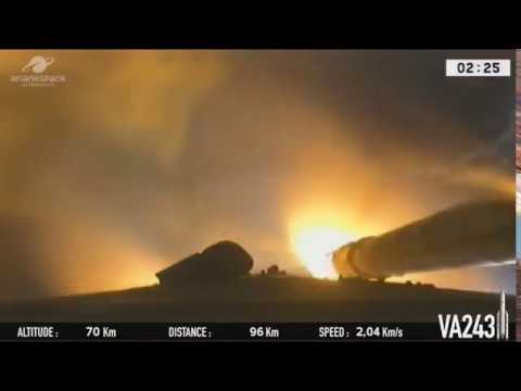 VOL VA243 - A5103 ECA - Horizons-3e + Azerspace-2  -  ariane5 #100 !!  - decollage takeoff liftoff