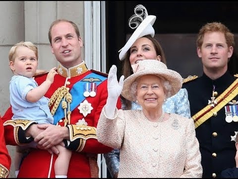 Documentary 2017 - Prince George makes his 1st appearance on balcony at Buckingham Palace (June 13,