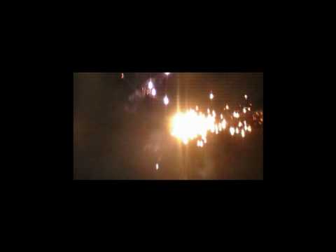 Seefeuerwerk Fa. Pyro-Crew Meckenbeuren vor der Mainau   Danger-Cam-Video.VOB