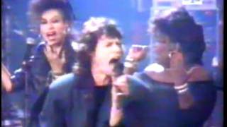 Mick Jagger &amp; Jeff Beck-Throwaway (1987)