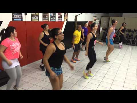 Vinicius Oliveira aula de zumba - 02