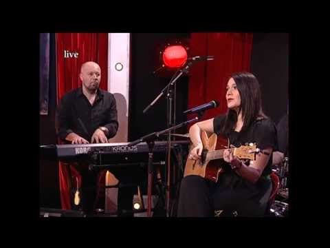 Alina Manole - Luna pătrată (@Omul cu chitara)