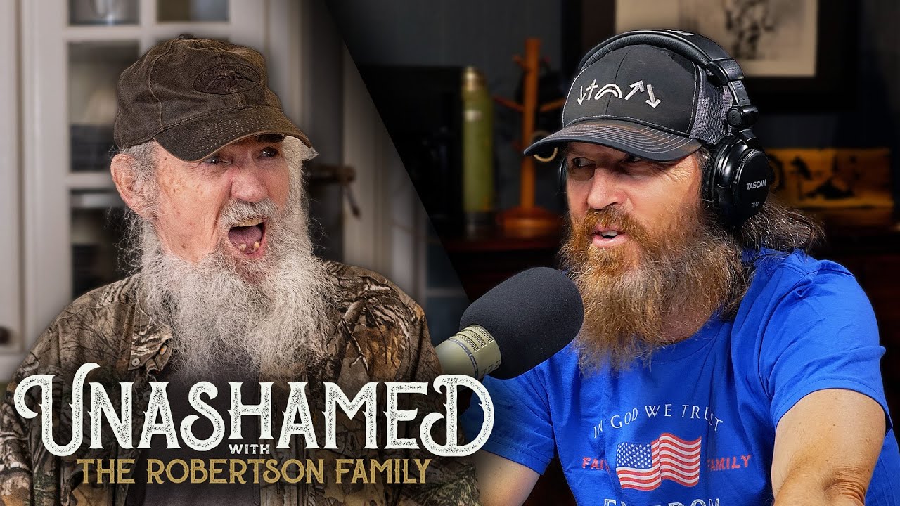 Ep 1109 | Jase Puzzles over Uncle Si’s Pals Believing His Death Hoax—While He’s in the Room with Them!
