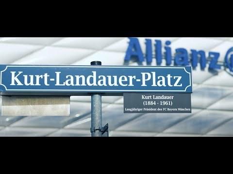 In der Allianz Arena: Übergabe der "T-5G Kamera by SPORTTOTAL" beim FC Bayern München