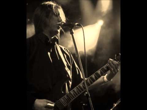 Dickless Tracy - Outside