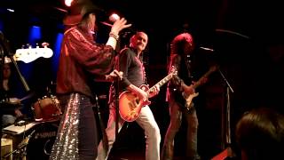 Stacie Collins - Carry Me Away @Bootleggers Bar Kendal - 26/05/2013