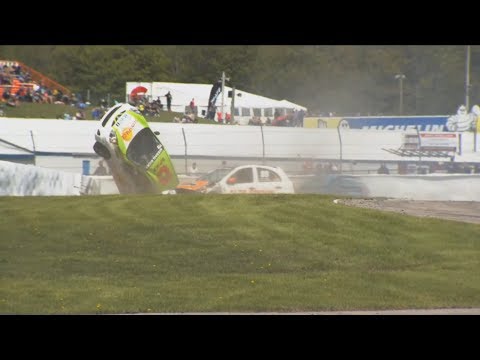 Coupe Nissan Micra Cup 2018. Race 2 Canadian Tire Motorsport Park. Crash Flip