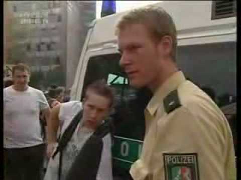 Aua! leicht betrunken auf der Loveparade