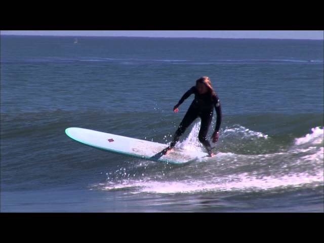 The Women and the Waves - Trailer