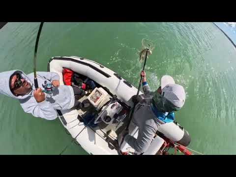 Pescando en la Ria de Puerto Deseado 