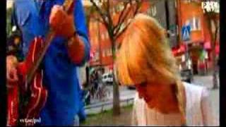 Shout Out Louds - Tonight I Have To Leave It