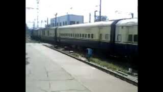 preview picture of video 'Secunderabad Pune Shatabdi Leaving Secunderabad JN.'