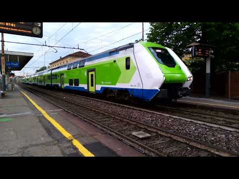 ETR521 S1 011 Trenord - Milano Greco - 18/04/2023