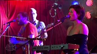 Elana Stone - Bobby Lee (Live in Sydney) | Moshcam