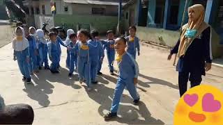 Download lagu Atuna Tufuli TK AL ISHLAH mp3 Download lagu Atuna Tufuli TK AL ISHLAH mp3