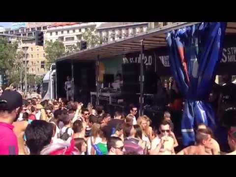 Intellighenzia Elettronica @ Artes Street Parade (Milano) 22.06.2013 part 1