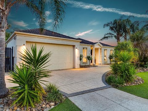 14 Pimelea Way Hillside, Vic 3037 - Barry Plant Taylors Lakes For Sale