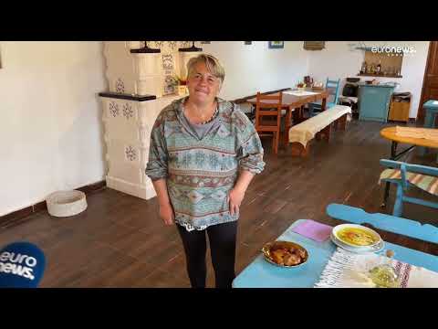 Mâncarea tradițională autentică, apreciată la Viscri. Primul punct gastronomic local din sat