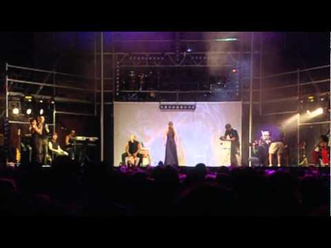 Upa Dance Live - Lucia