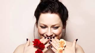 Erin - Älä tule hyvä tyttö (lyrics/sanat)