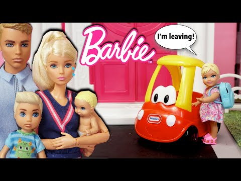 Barbie Baby Doll Runs Away! - Barbie & Ken Family Story