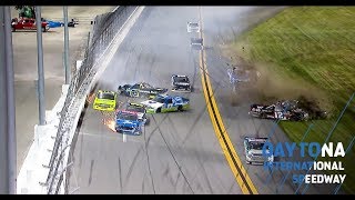 Rhodes loses lead after getting caught up in wreck