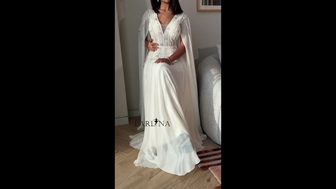 فستان سكري بتصميم ملكي وكاب طويل - XL